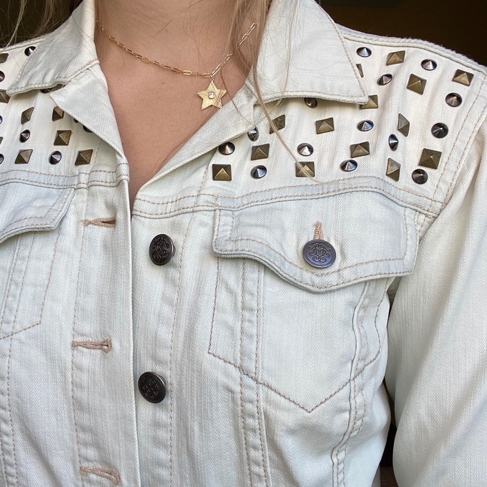 ADORABLE studded white jean jacket